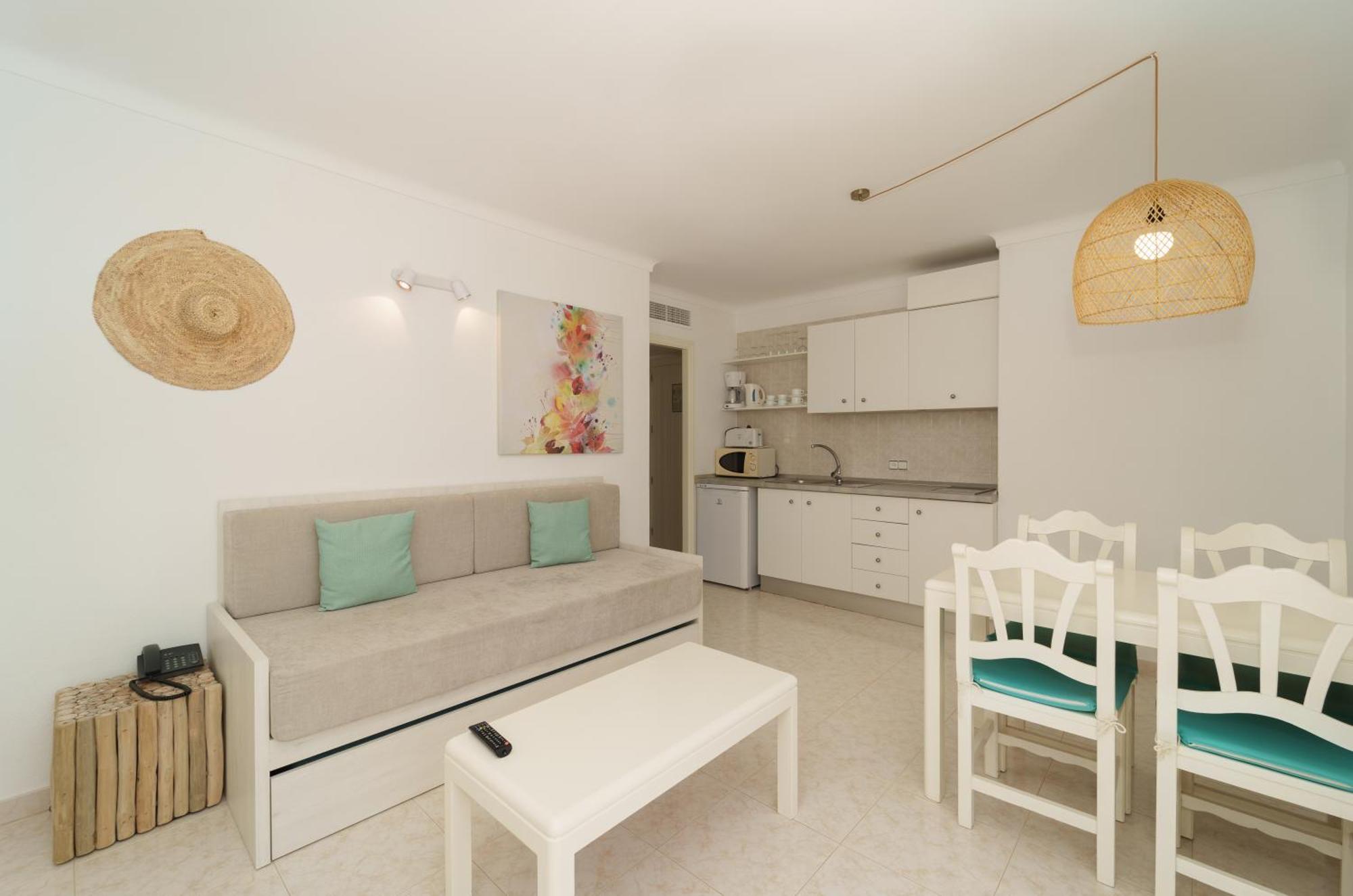 Apartaments Andreas 콜로니아 산트 호르디 외부 사진
