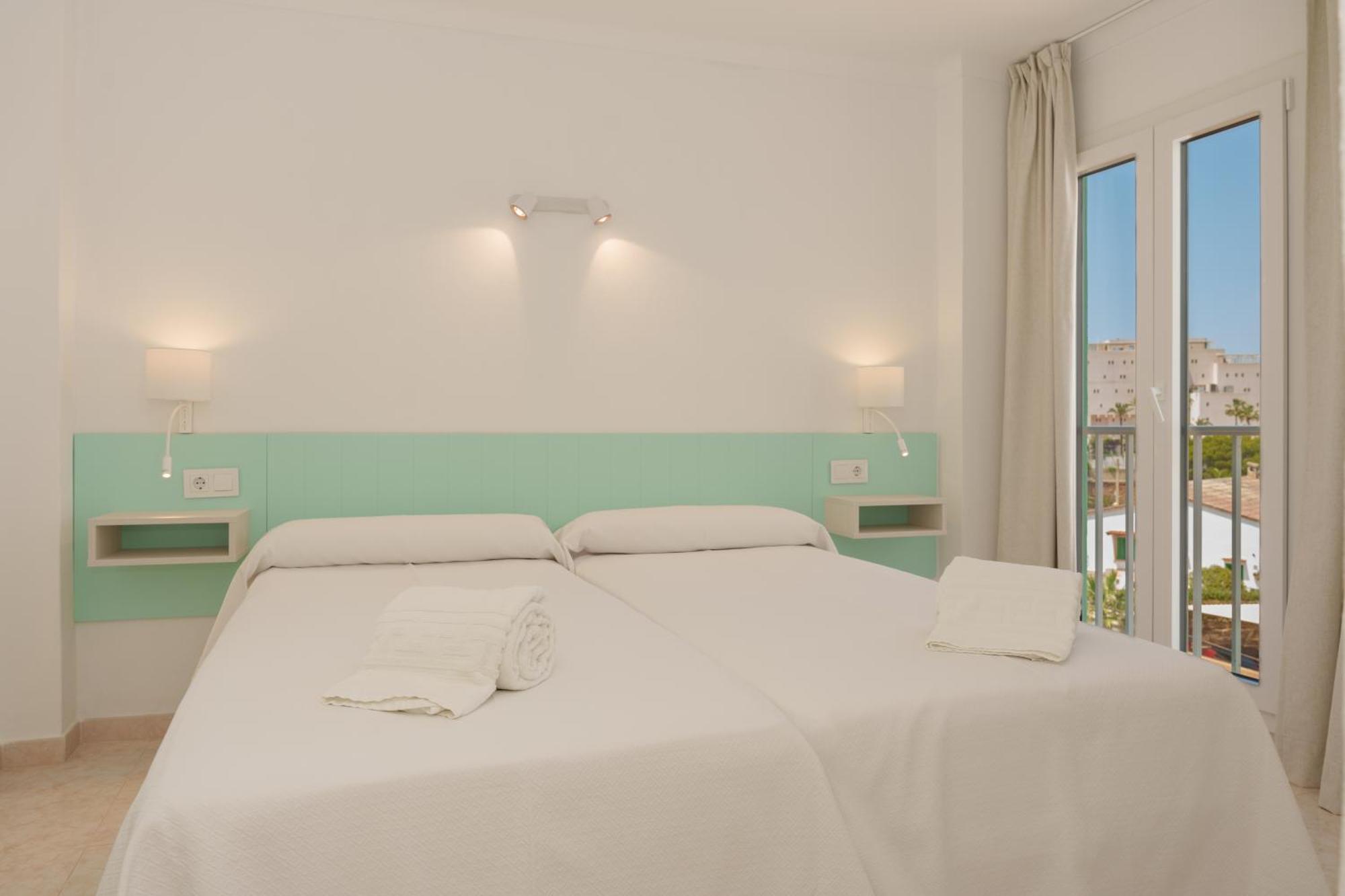Apartaments Andreas 콜로니아 산트 호르디 외부 사진